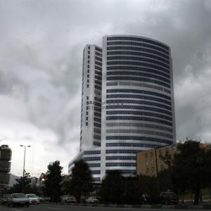 سهام قابل واگذاری بیمارستان آتیه ۲