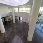 فروش سهام بیمارستان به آفرین