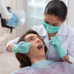 رهن مطب دندانپزشکی در قیامدشت
